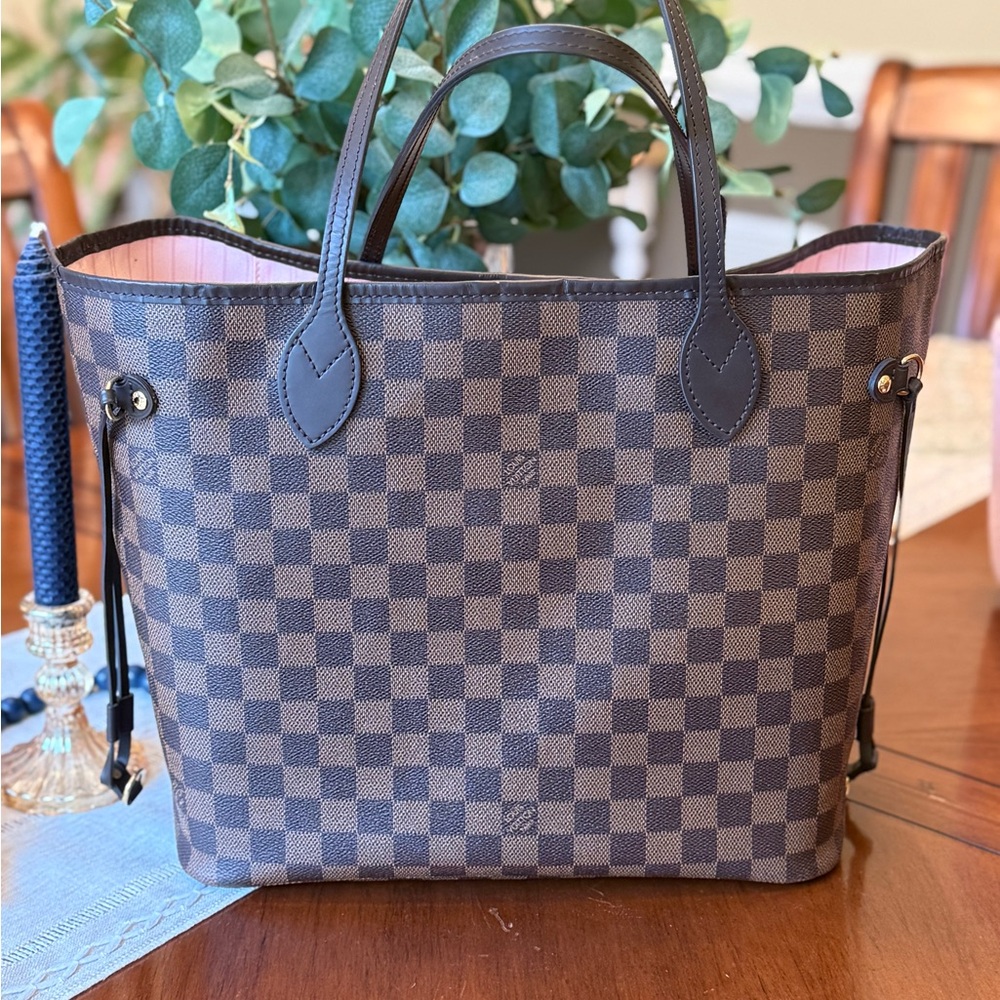 Louis Vuitton Neverfull MM